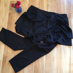 Athleta Cuteness Skirted Leggings, Capri, 2 in 1